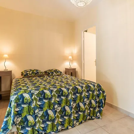 Charming Near Limoux, Cleaning Included * לימו