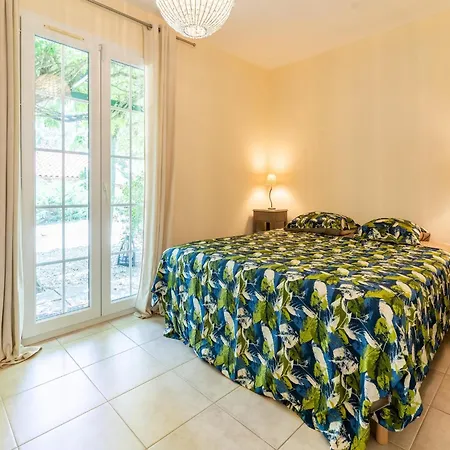Vacation In With Pool, Cleaning Included * Limoux